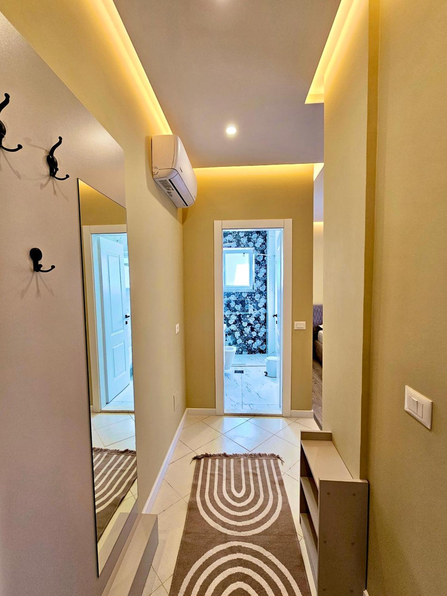 Zazo Apartaments Tirana Exterior photo